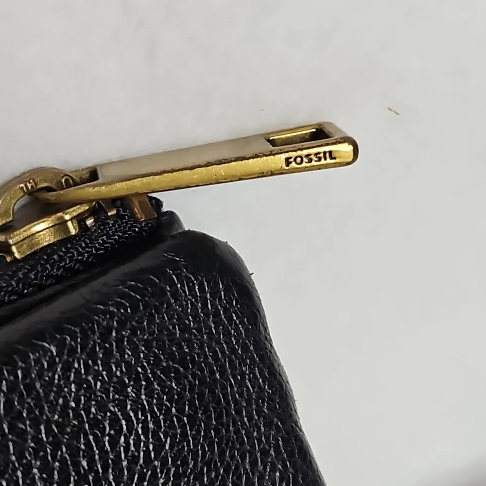 Fossil Lainie Wallet Women’s Pebbled Leather Black Multifunction 5" Credit Card - Picture 6 of 14